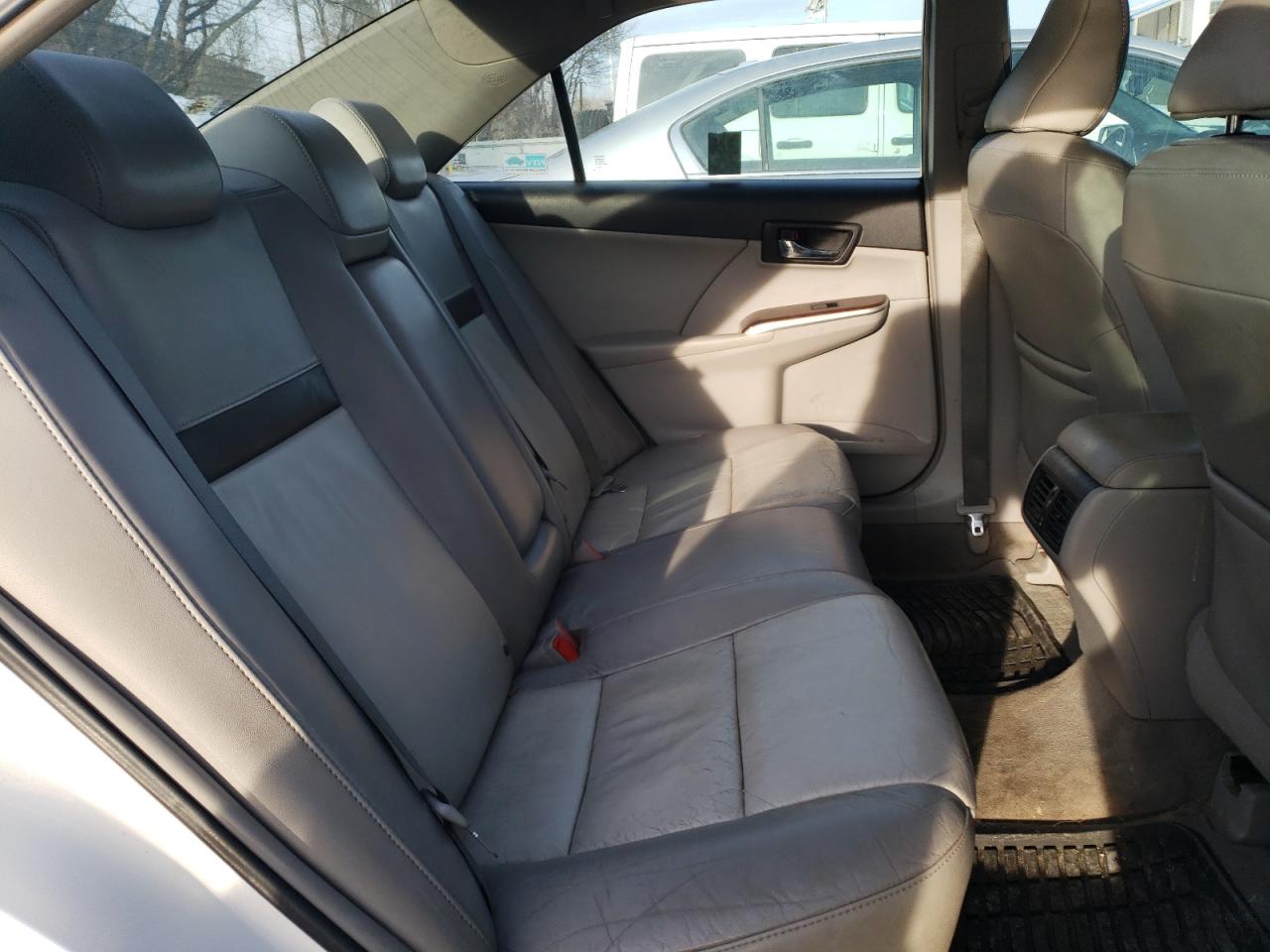 2012 Toyota Camry - Image 10