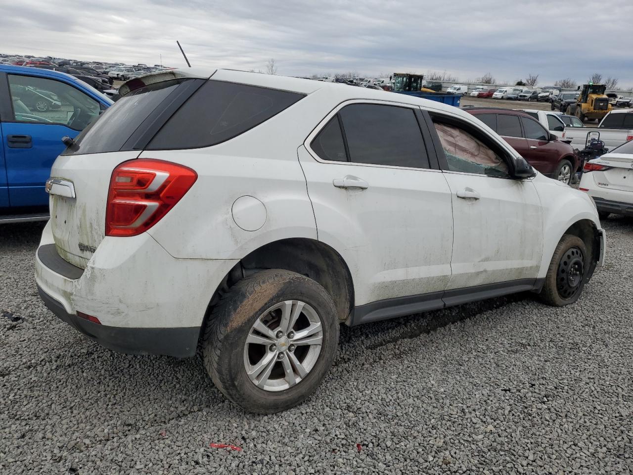 2016 Chevrolet Equinox - Image 3