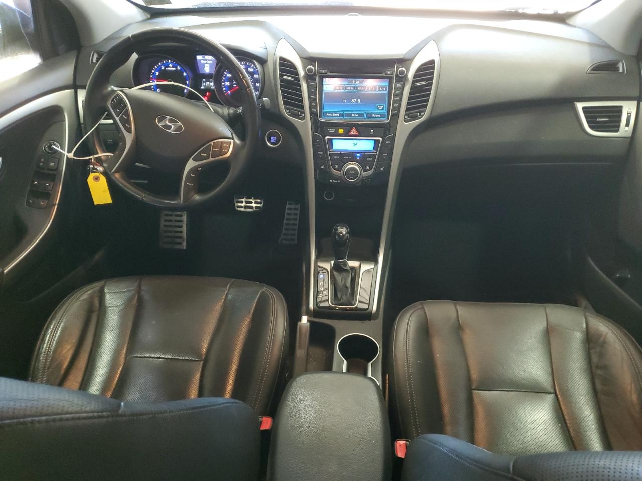 2014 Hyundai Elantra - Image 8