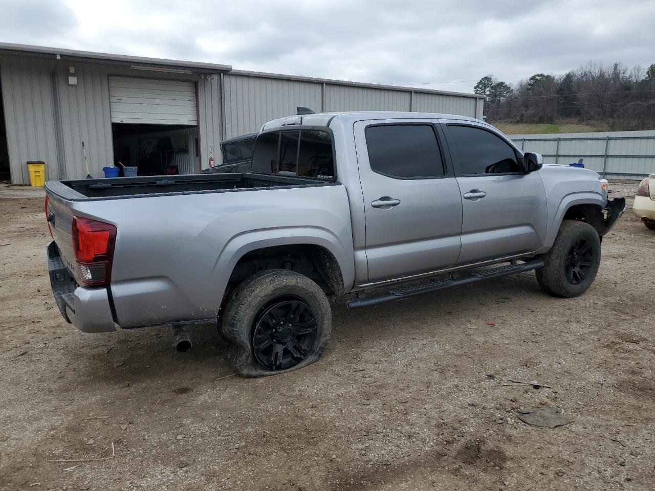 2021 Toyota Tacoma - Image 3