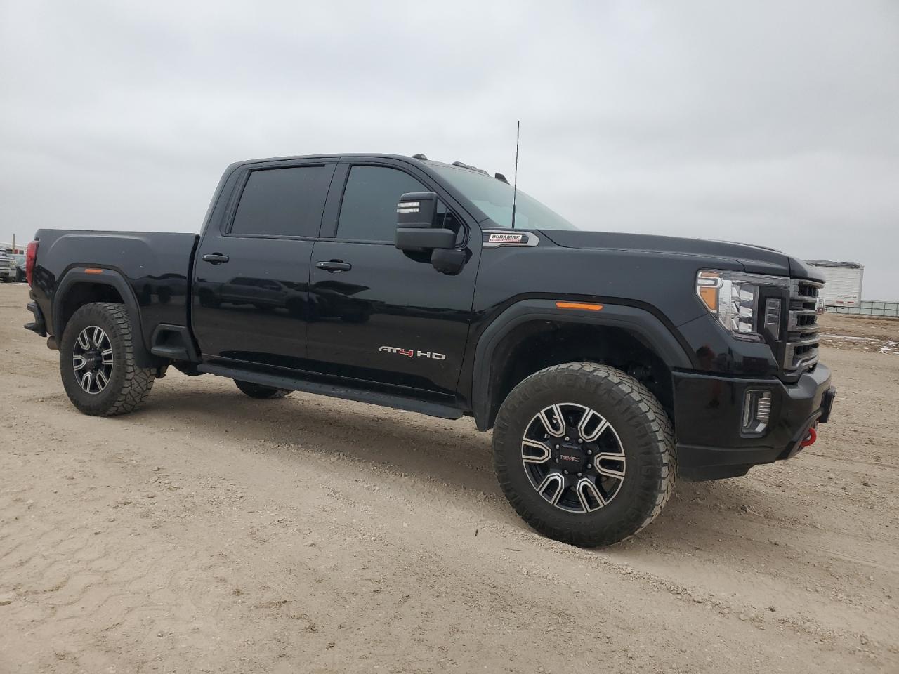 2022 GMC Sierra - Image 4