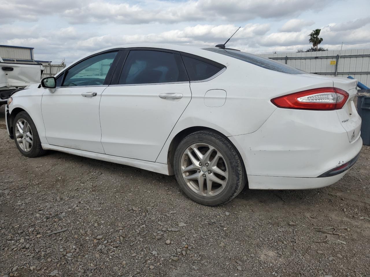 2013 Ford Fusion - Image 2