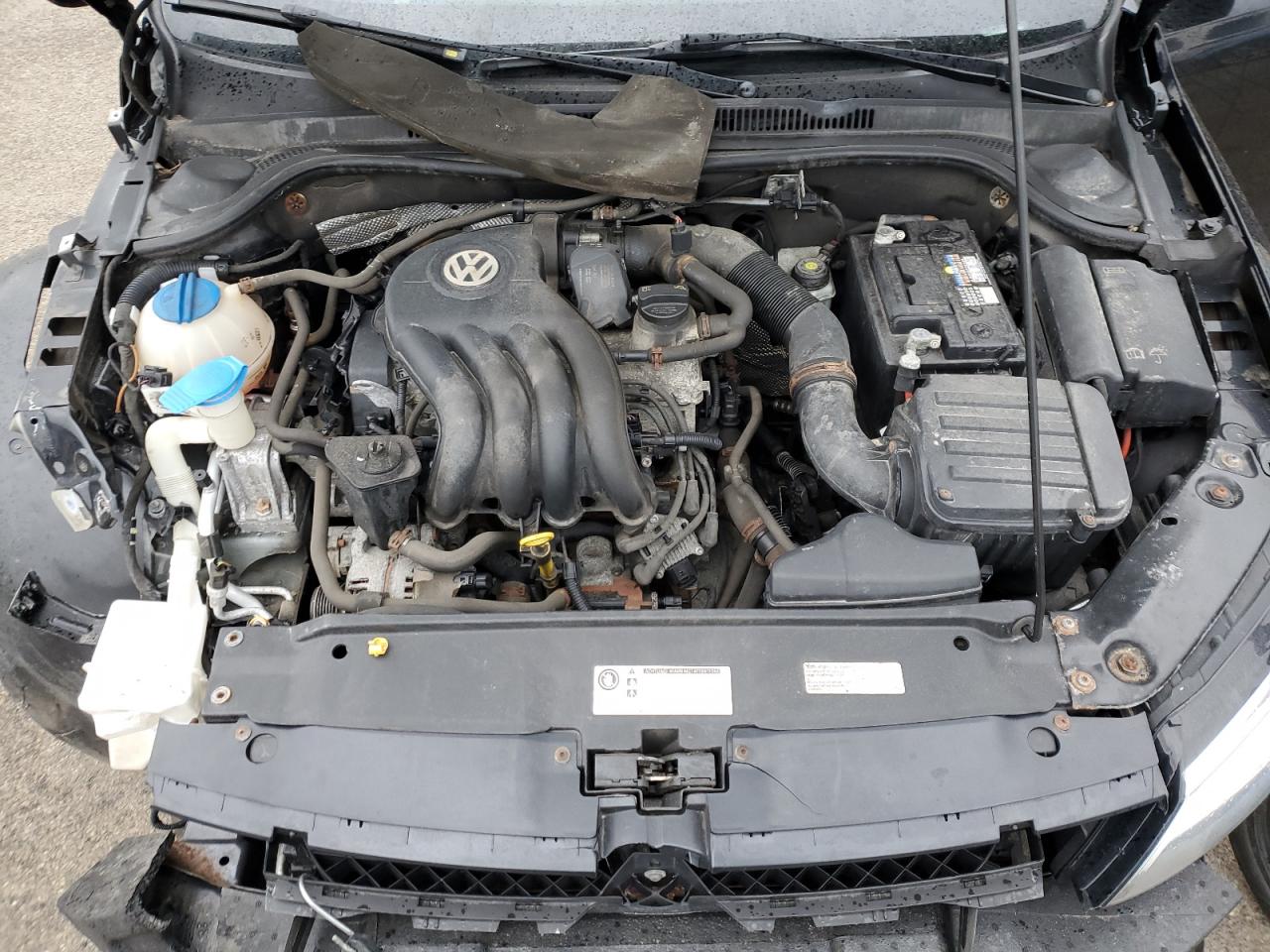 2014 Volkswagen Jetta - Image 11