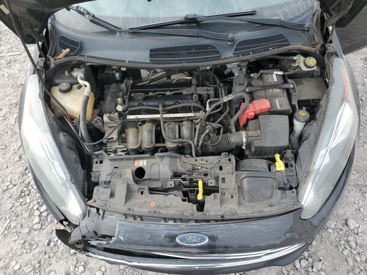 2015 Ford Fiesta - Image 13