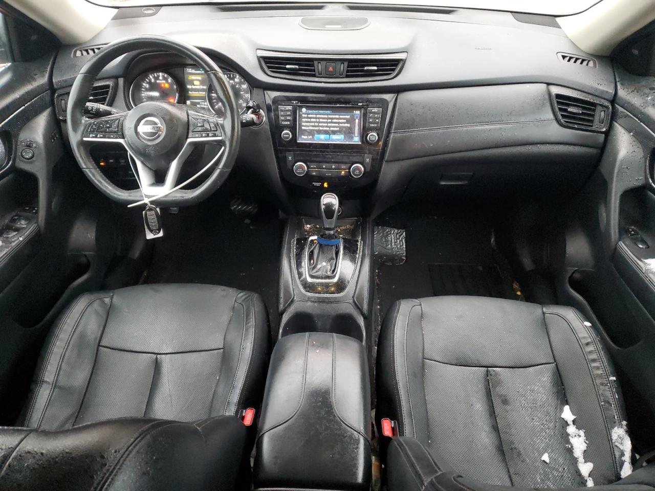 2017 Nissan Rogue - Image 8