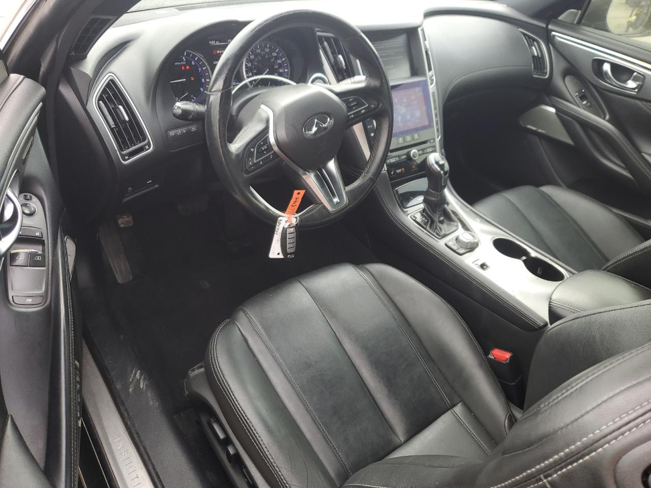 2017 Infiniti Q60 - Image 8