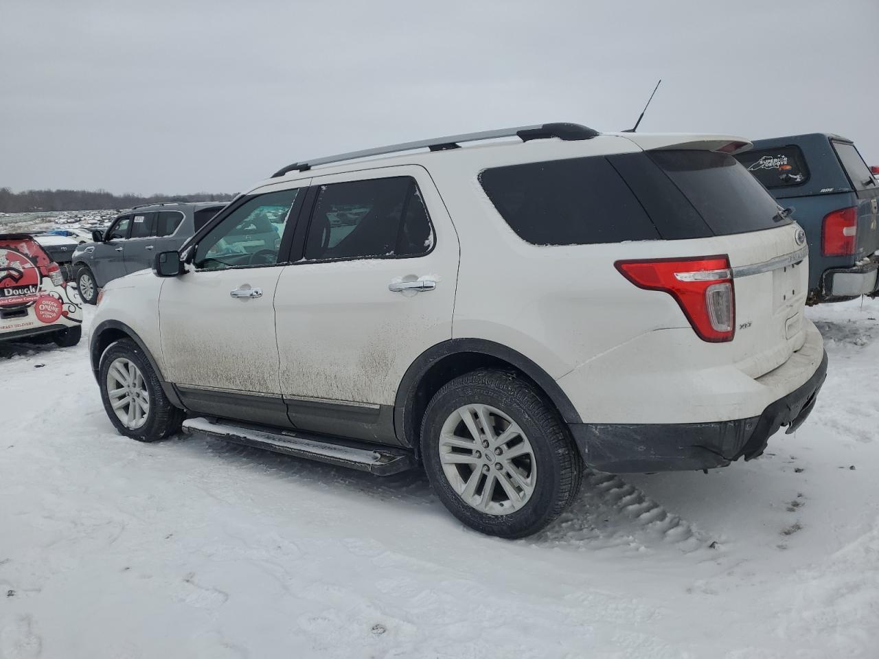 2014 Ford Explorer - Image 2