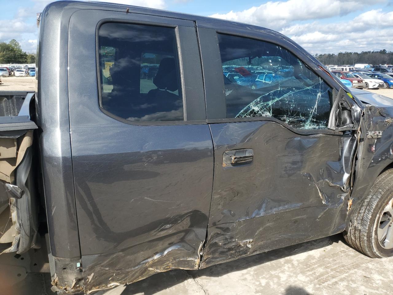 2017 Ford F-150 - Image 11