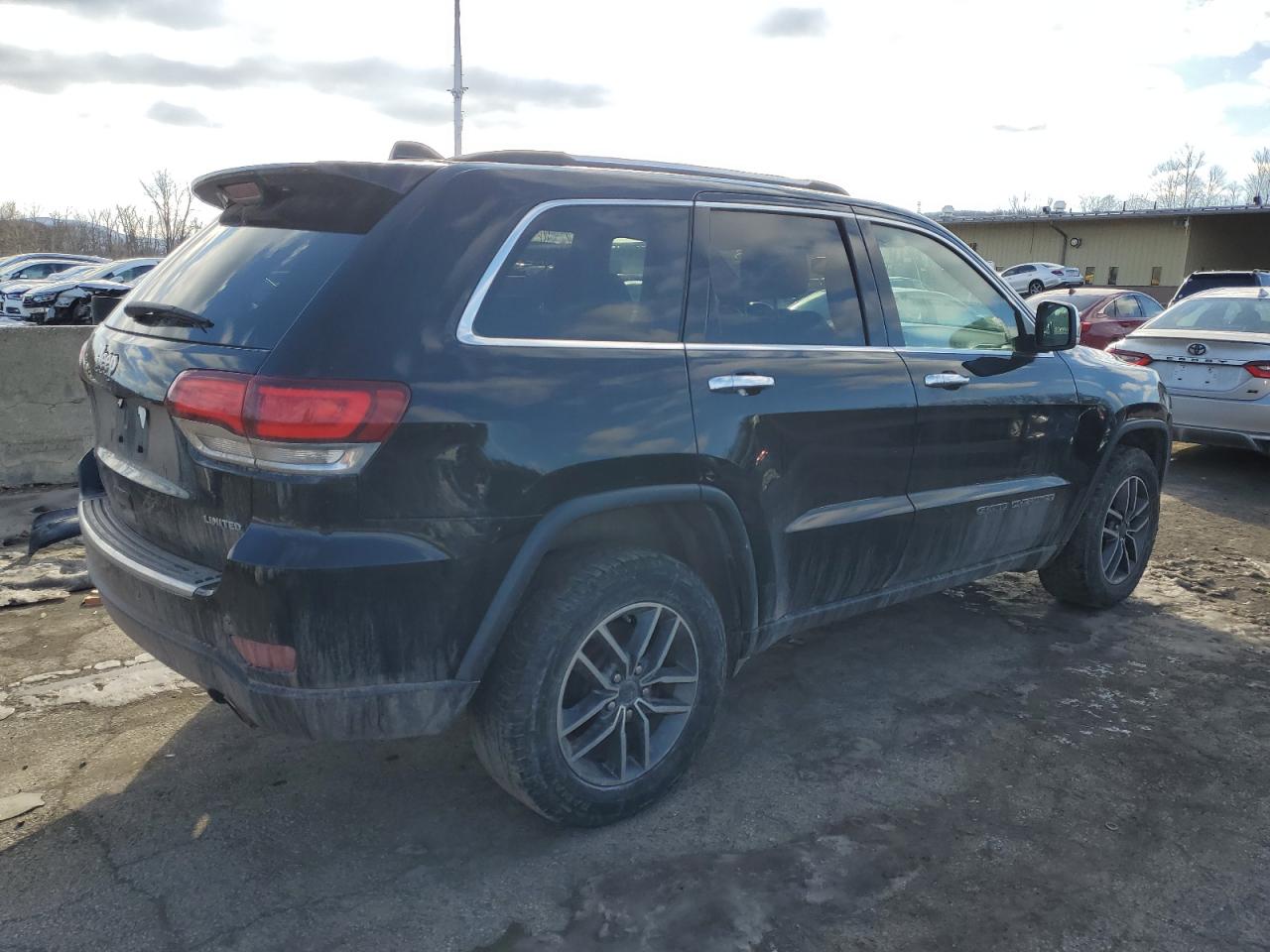 2020 Jeep Grand Cherokee - Image 3
