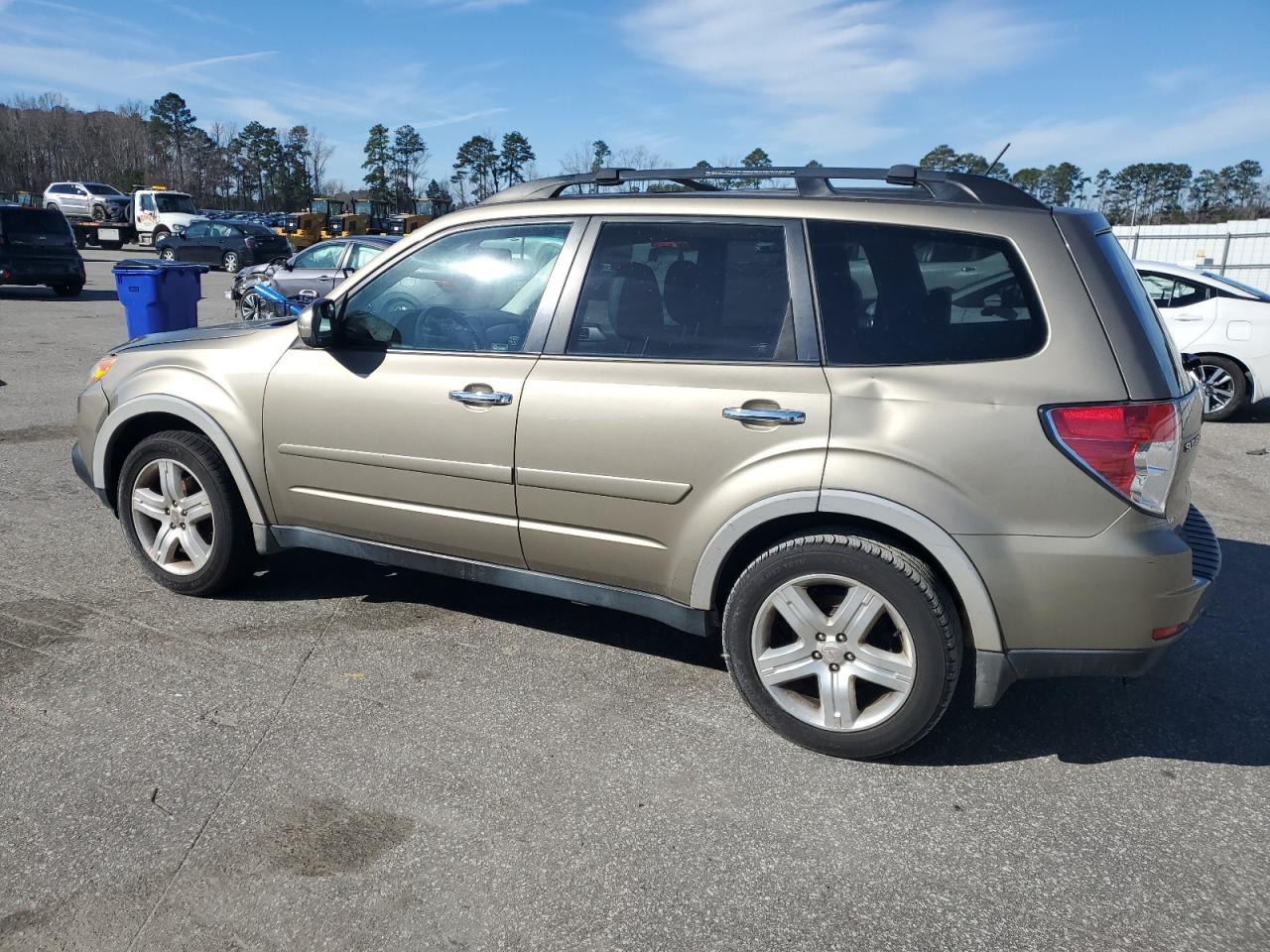 2009 Subaru Forester - Image 2
