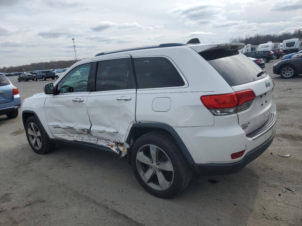 2015 Jeep Grand Cherokee - Image 2