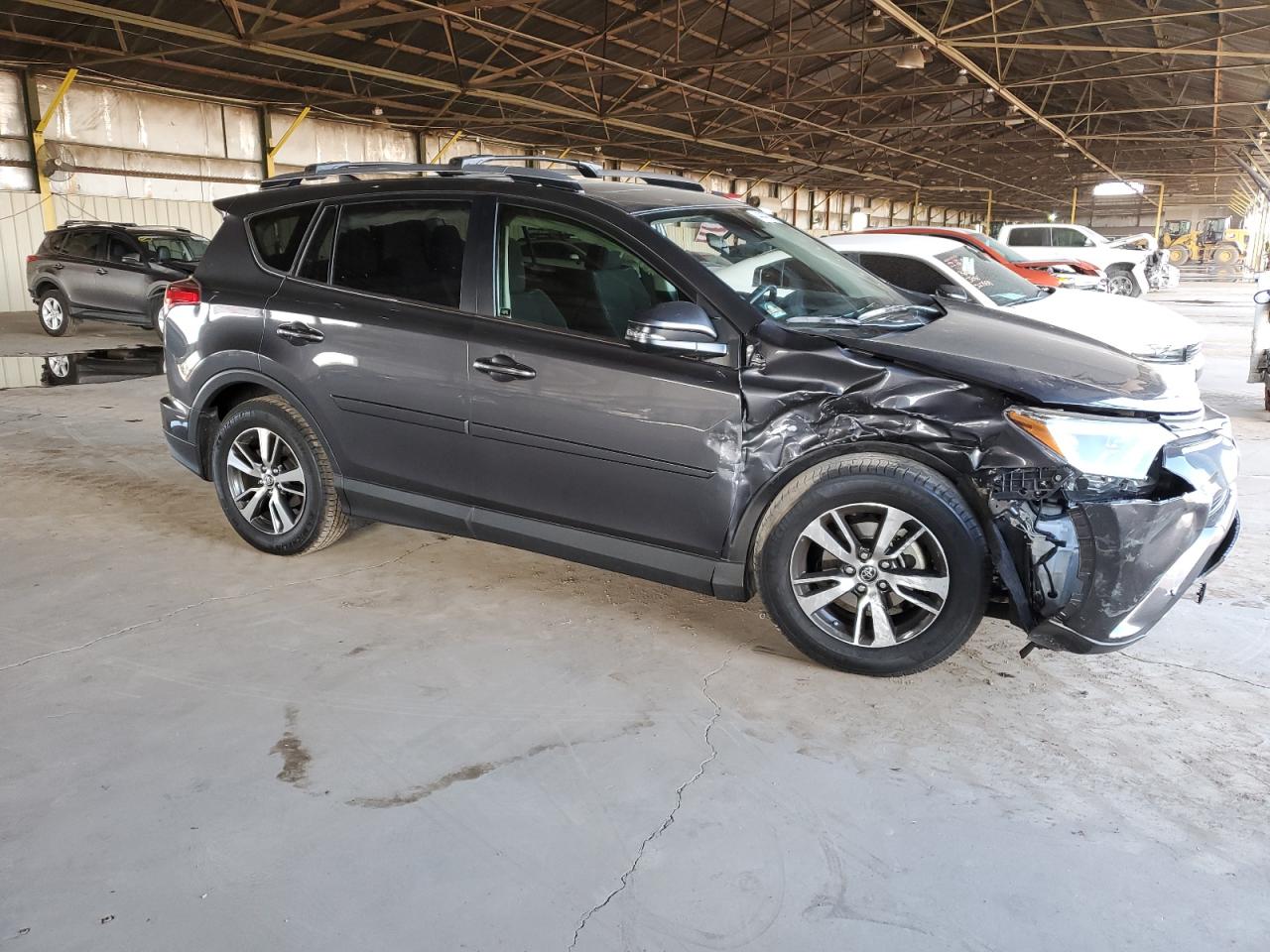 2018 Toyota RAV 4 - Image 4