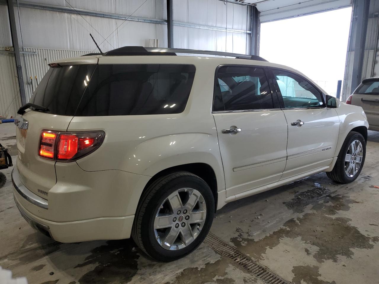2015 GMC Acadia - Image 3