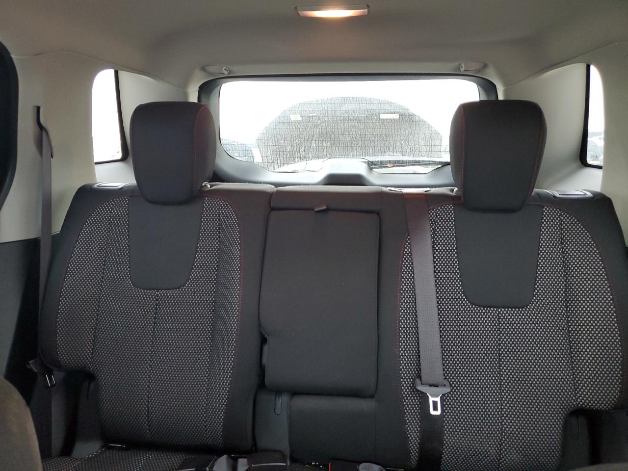 2017 GMC Terrain - Image 10