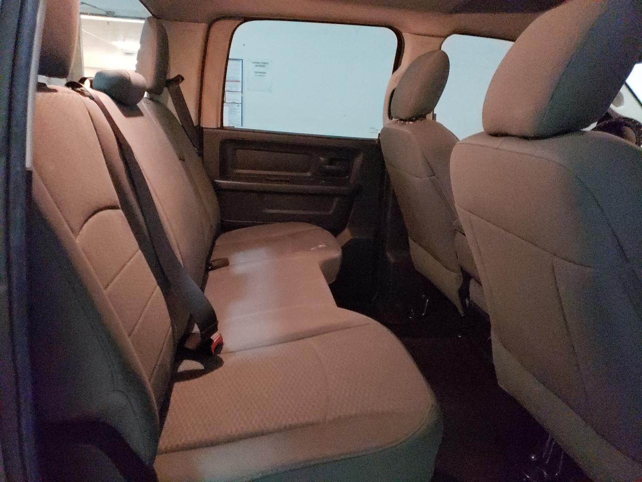 2016 RAM 1500 - Image 10