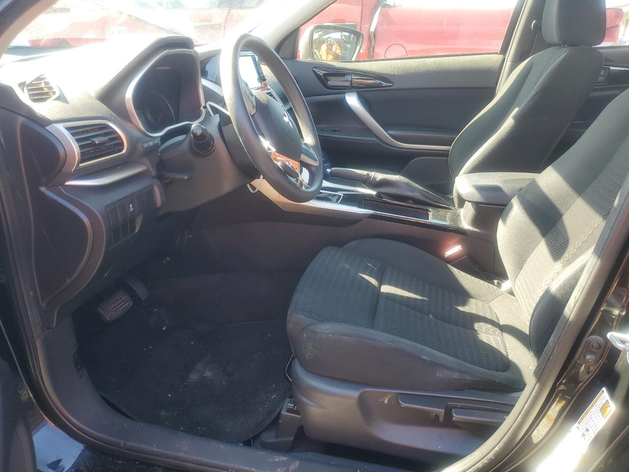 2019 Mitsubishi Eclipse - Image 7