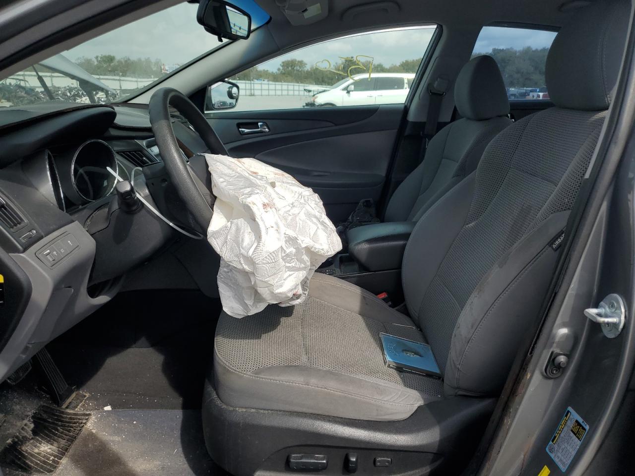 2013 Hyundai Sonata - Image 7