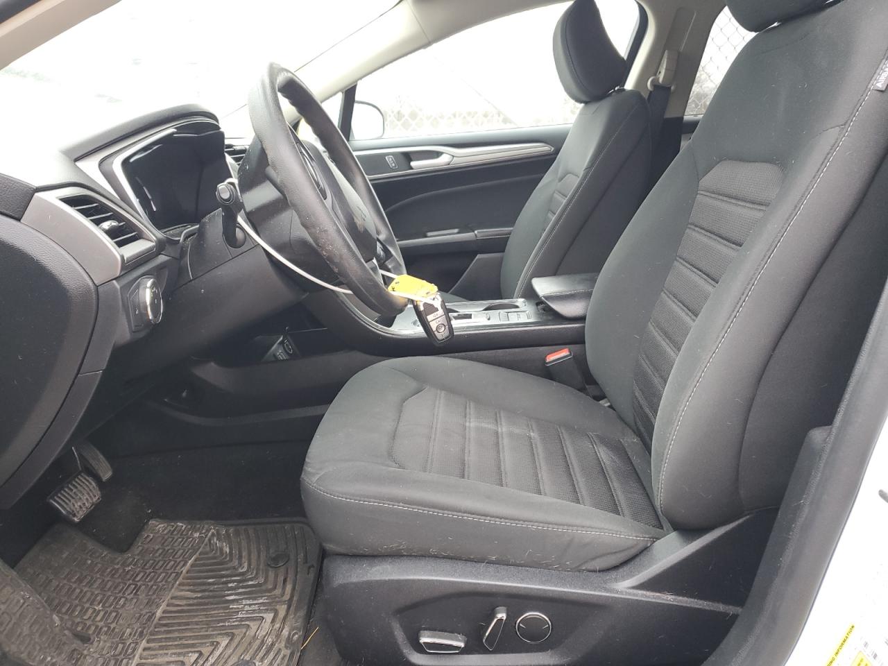 2020 Ford Fusion - Image 7