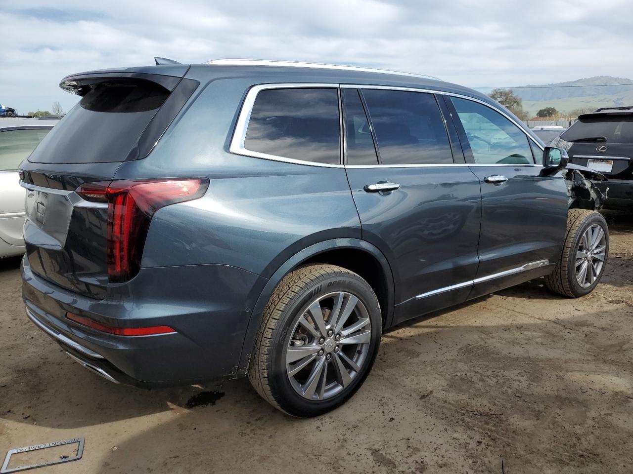 2020 Cadillac XT6 - Image 3