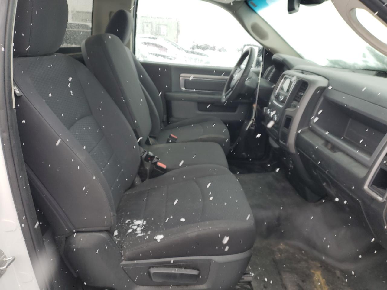 2019 RAM 1500 - Image 7