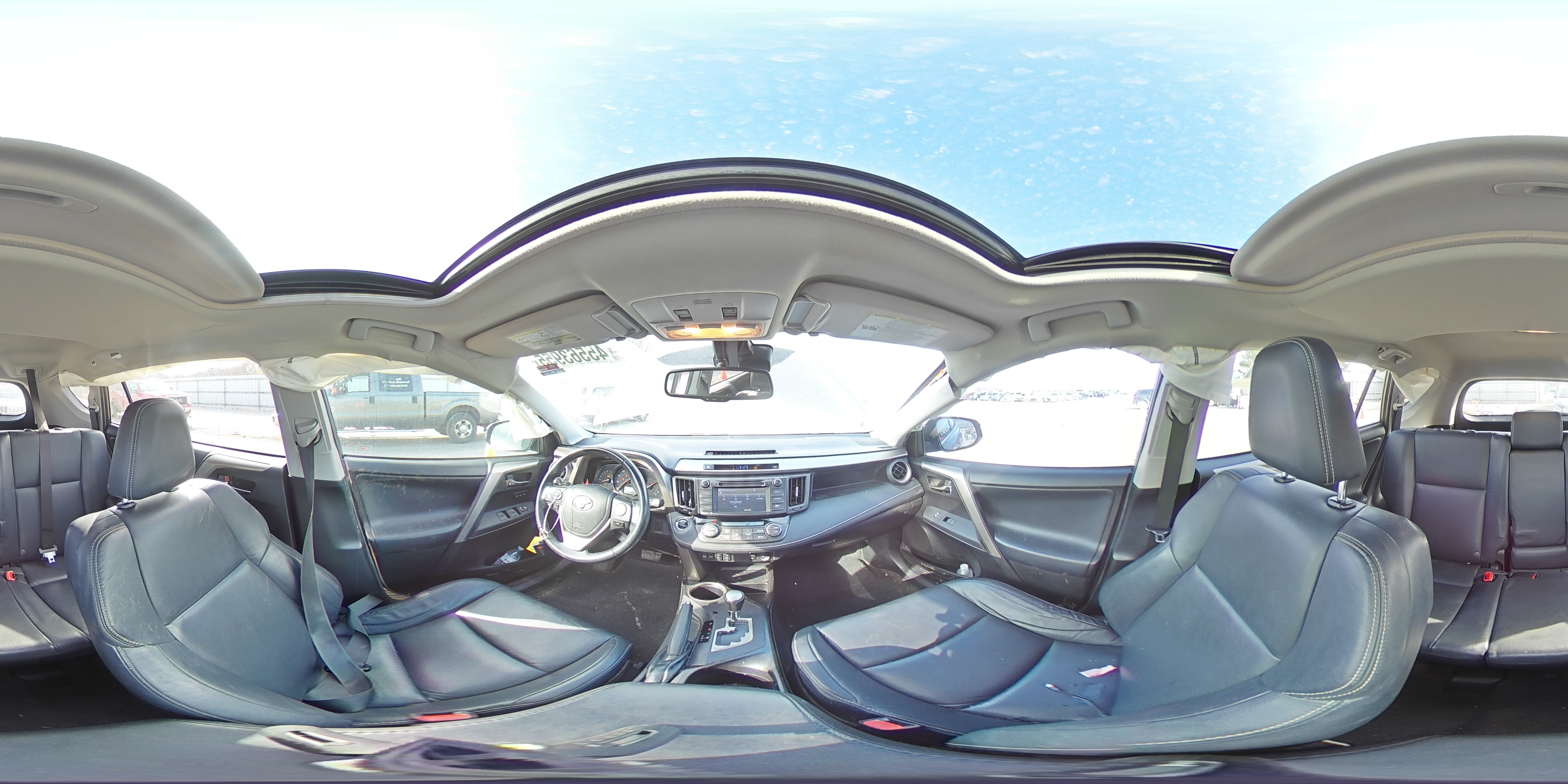 2015 Toyota RAV 4 - Image 14