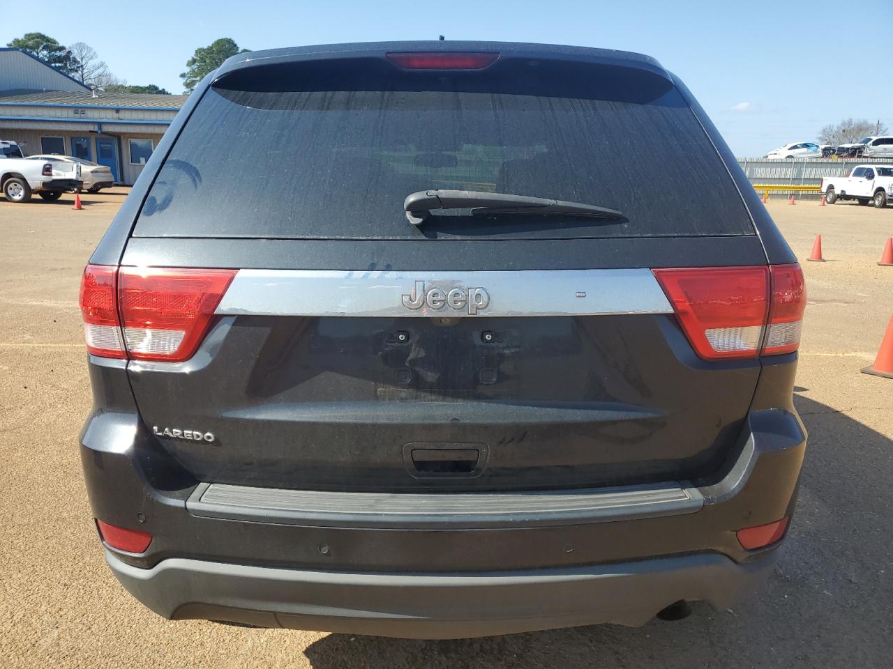 2013 Jeep Grand Cherokee - Image 6