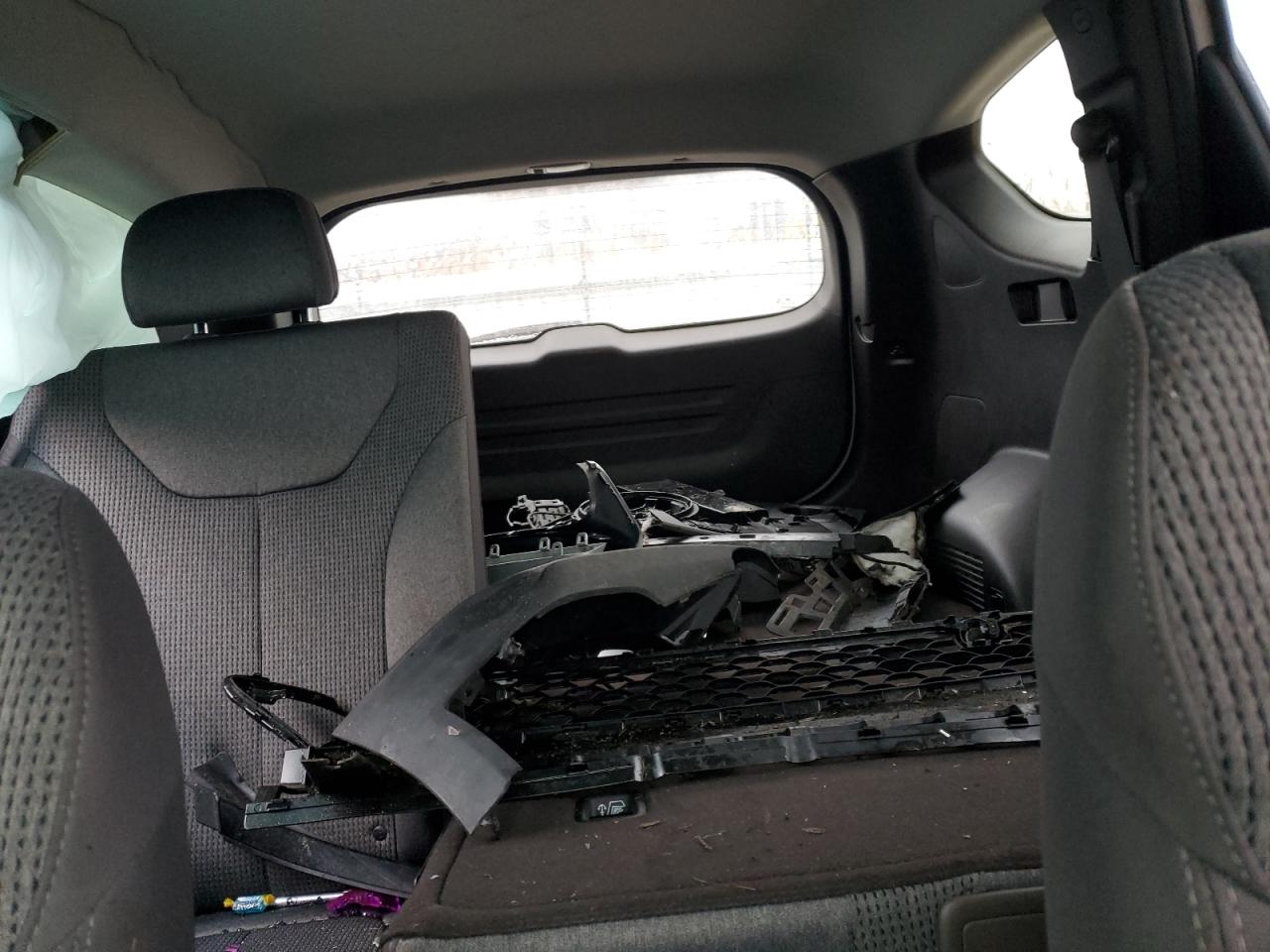 2019 Hyundai Santa Fe - Image 10