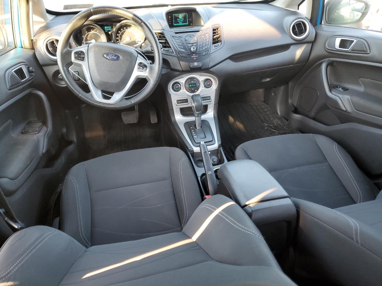 2015 Ford Fiesta - Image 8