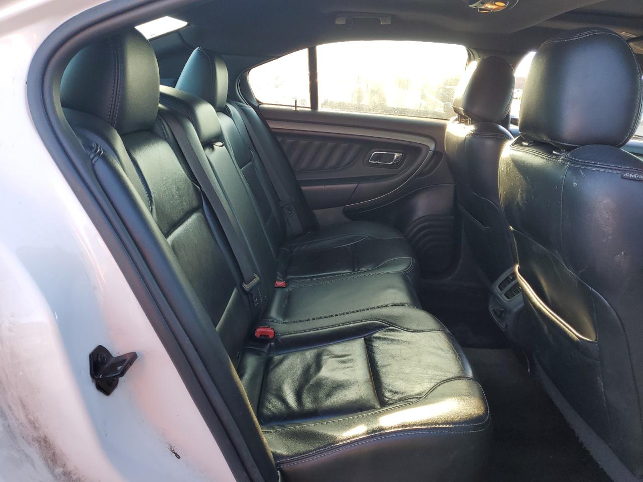 2013 Ford Taurus - Image 10
