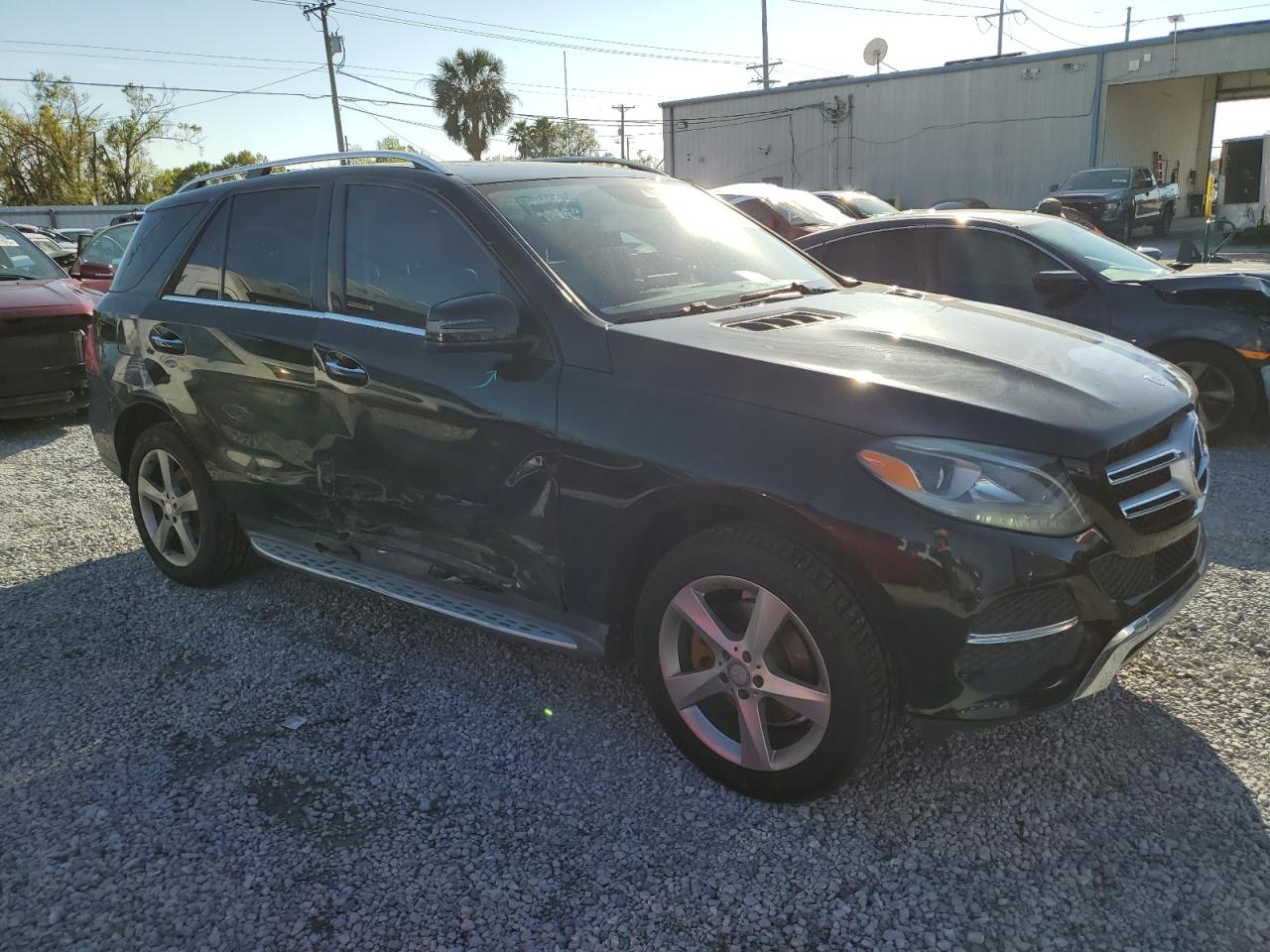 2016 Mercedes-Benz GLE - Image 4