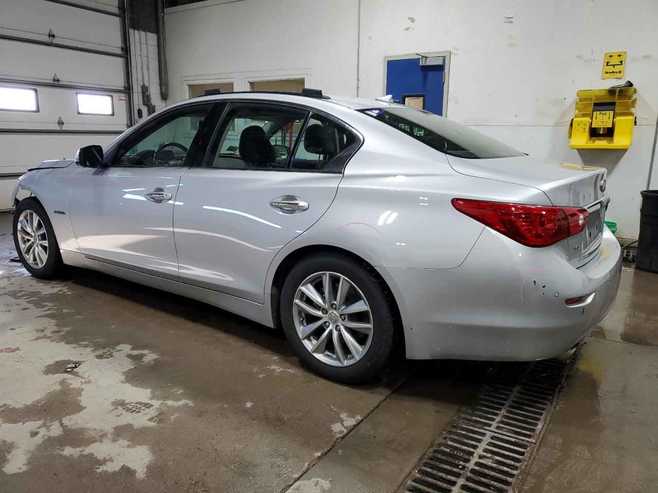 2014 Infiniti Q50 - Image 2