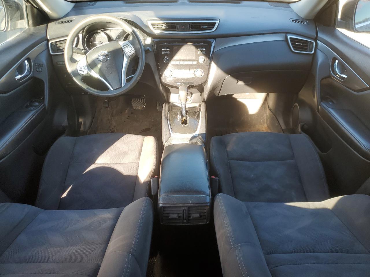 2015 Nissan Rogue - Image 8