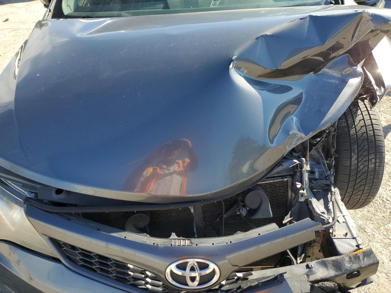 2012 Toyota Camry - Image 11