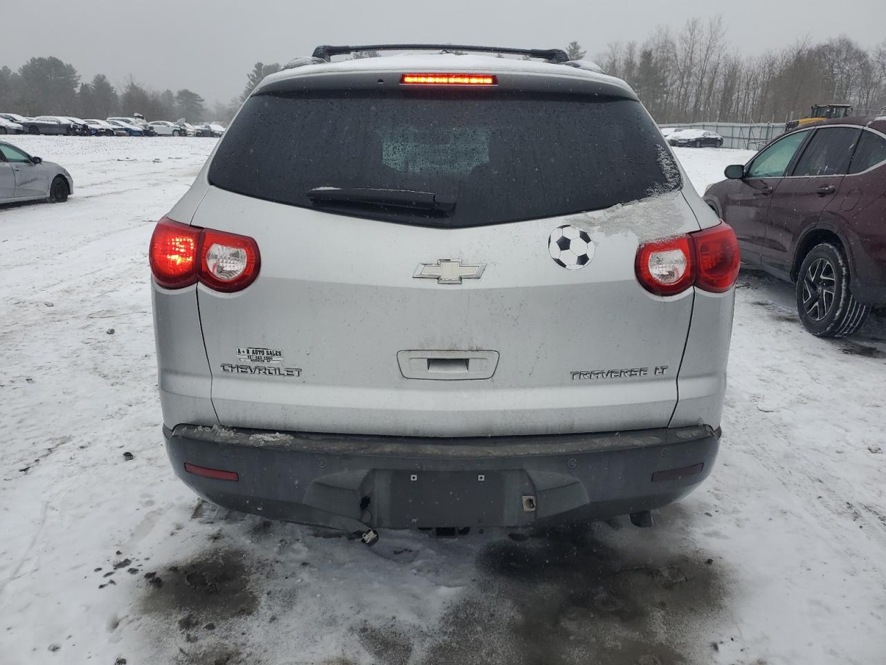 2009 Chevrolet Traverse - Image 6