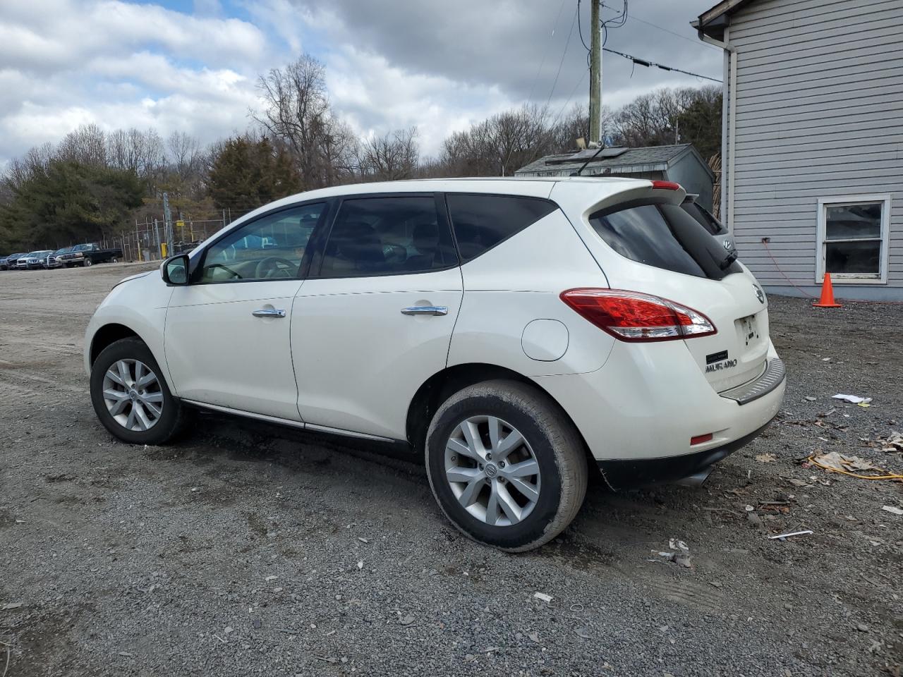 2012 Nissan Murano - Image 2