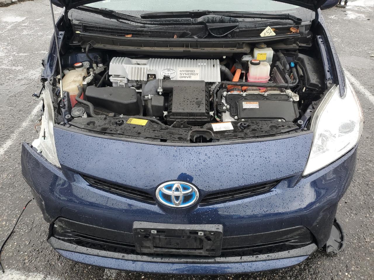 2015 Toyota Prius - Image 11