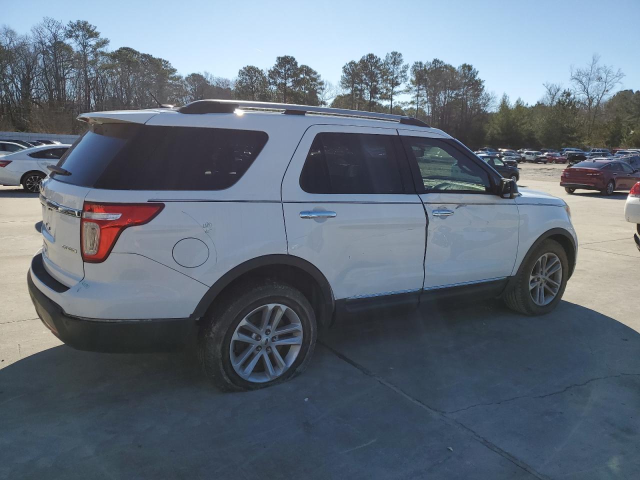 2014 Ford Explorer - Image 3