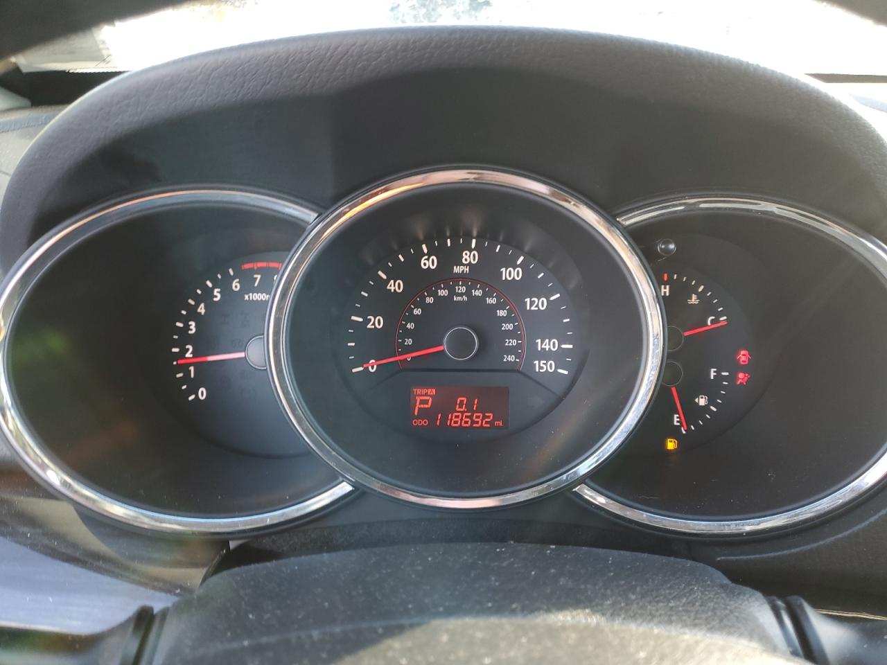 2011 Kia Sorento - Image 9