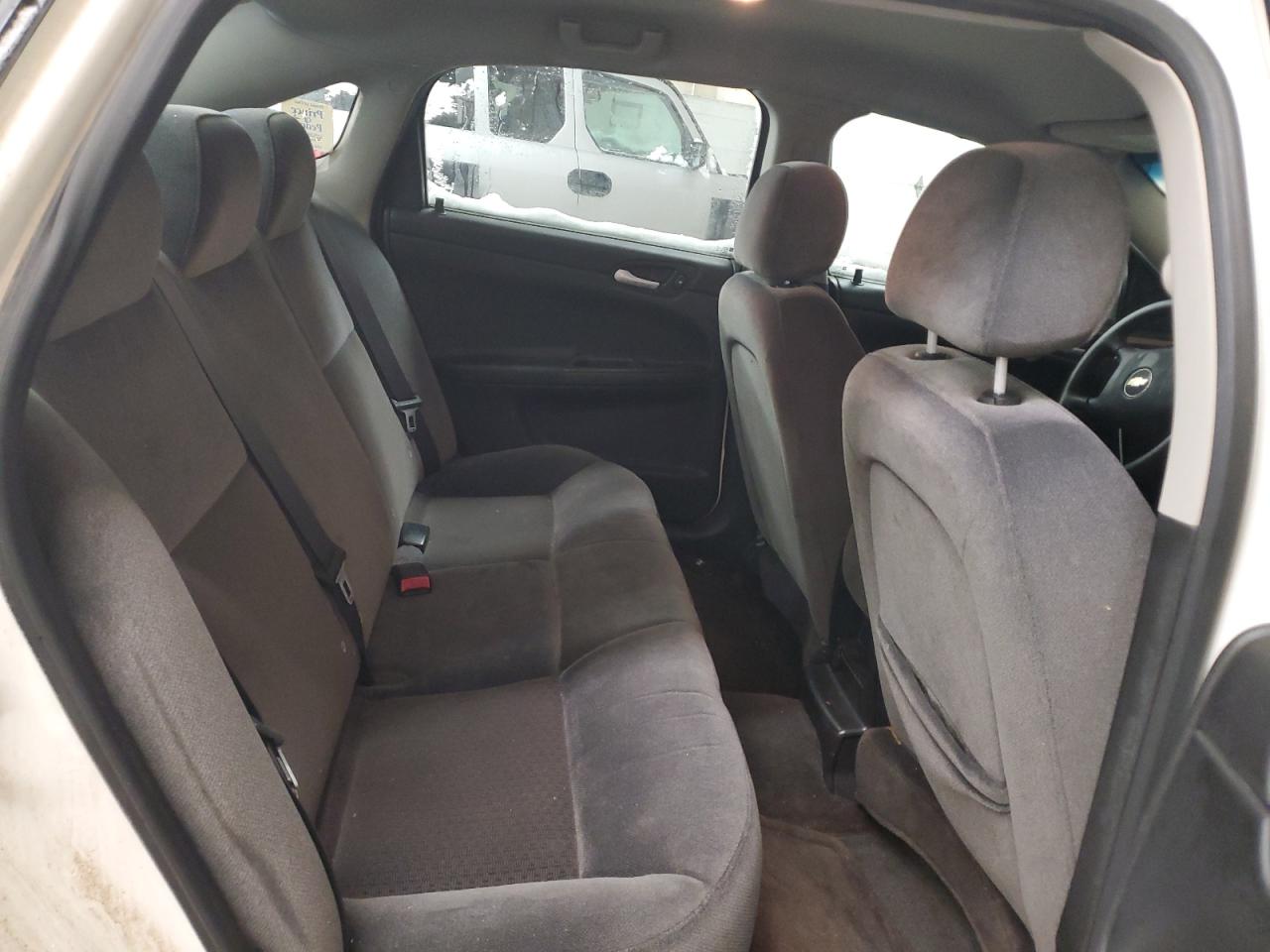 2008 Chevrolet Impala - Image 10