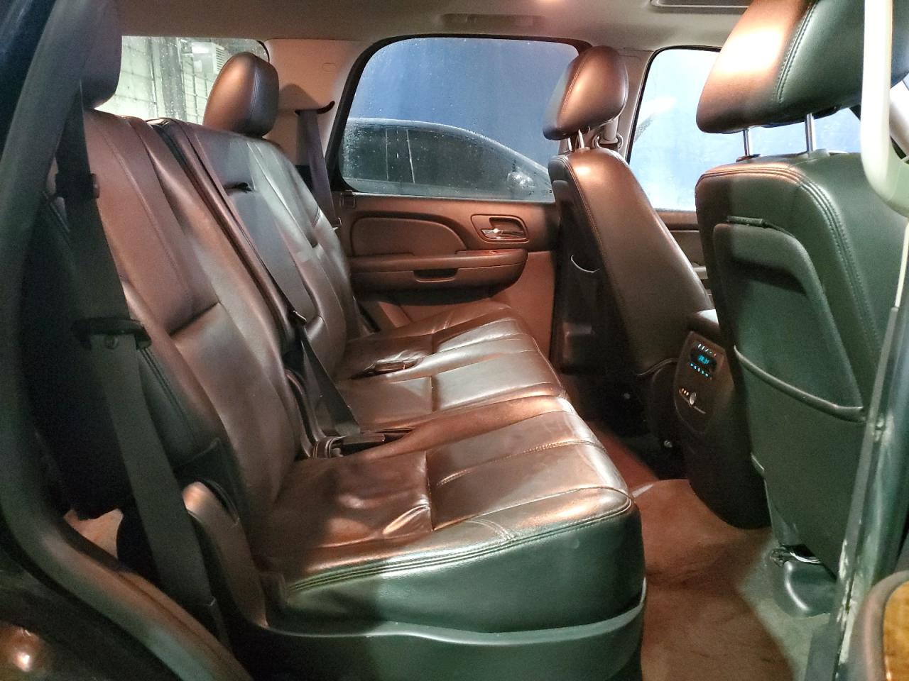 2013 GMC Yukon - Image 11