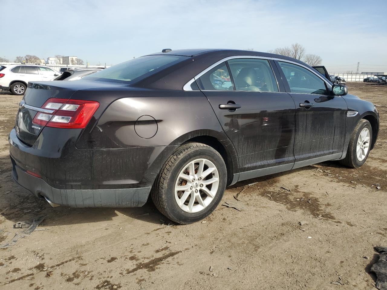 2014 Ford Taurus - Image 3