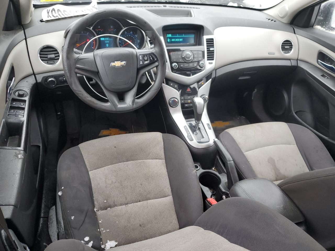 2014 Chevrolet Cruze - Image 8