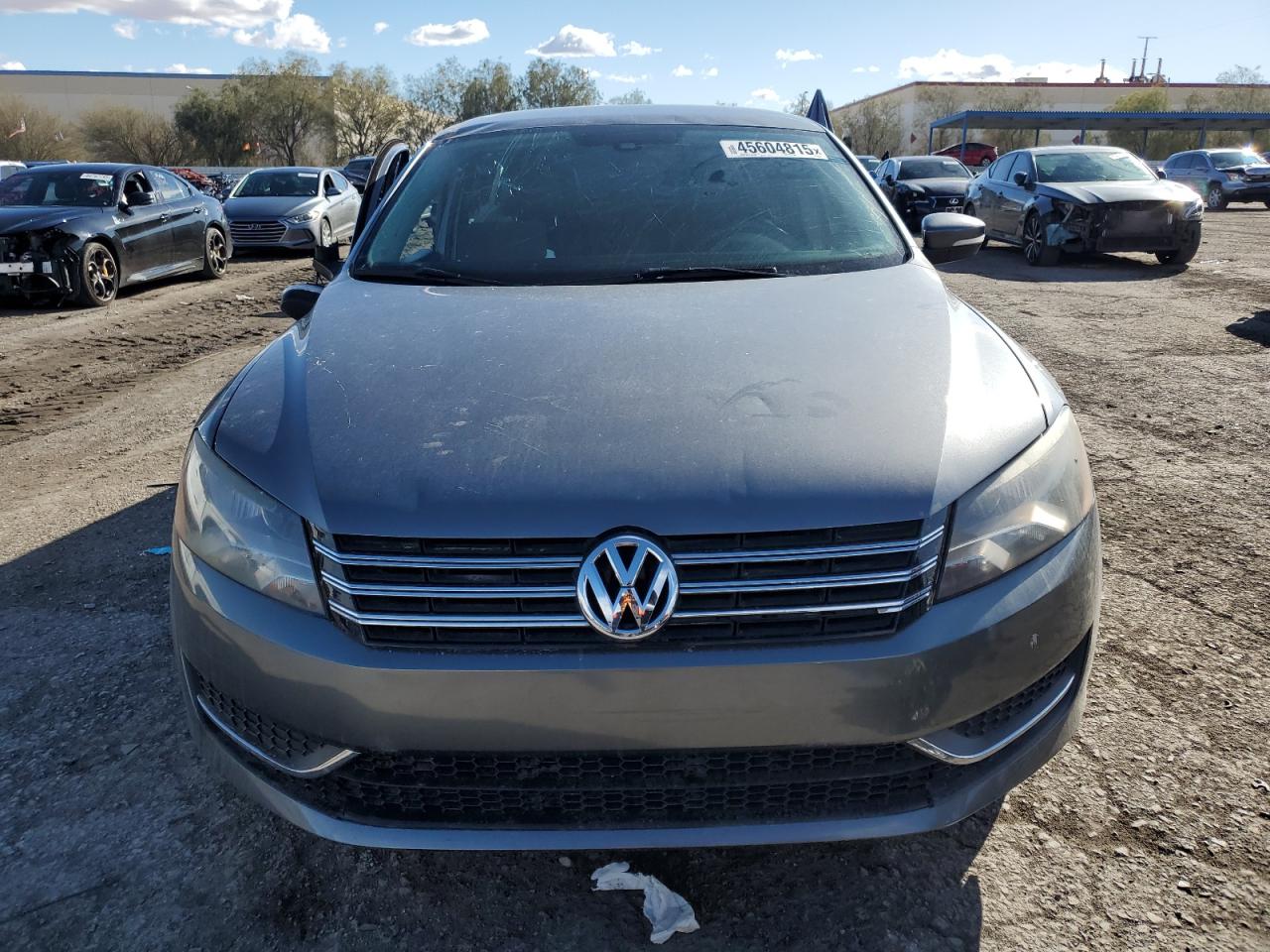 2015 Volkswagen Passat - Image 5
