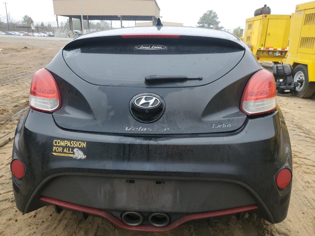 2015 Hyundai Veloster - Image 6