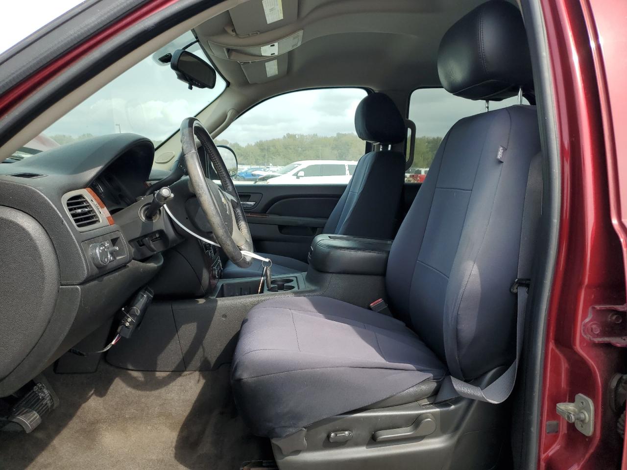 2011 Chevrolet Tahoe - Image 7