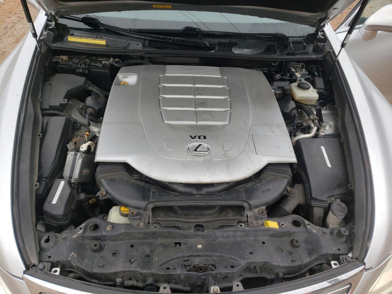2009 Lexus LS - Image 11