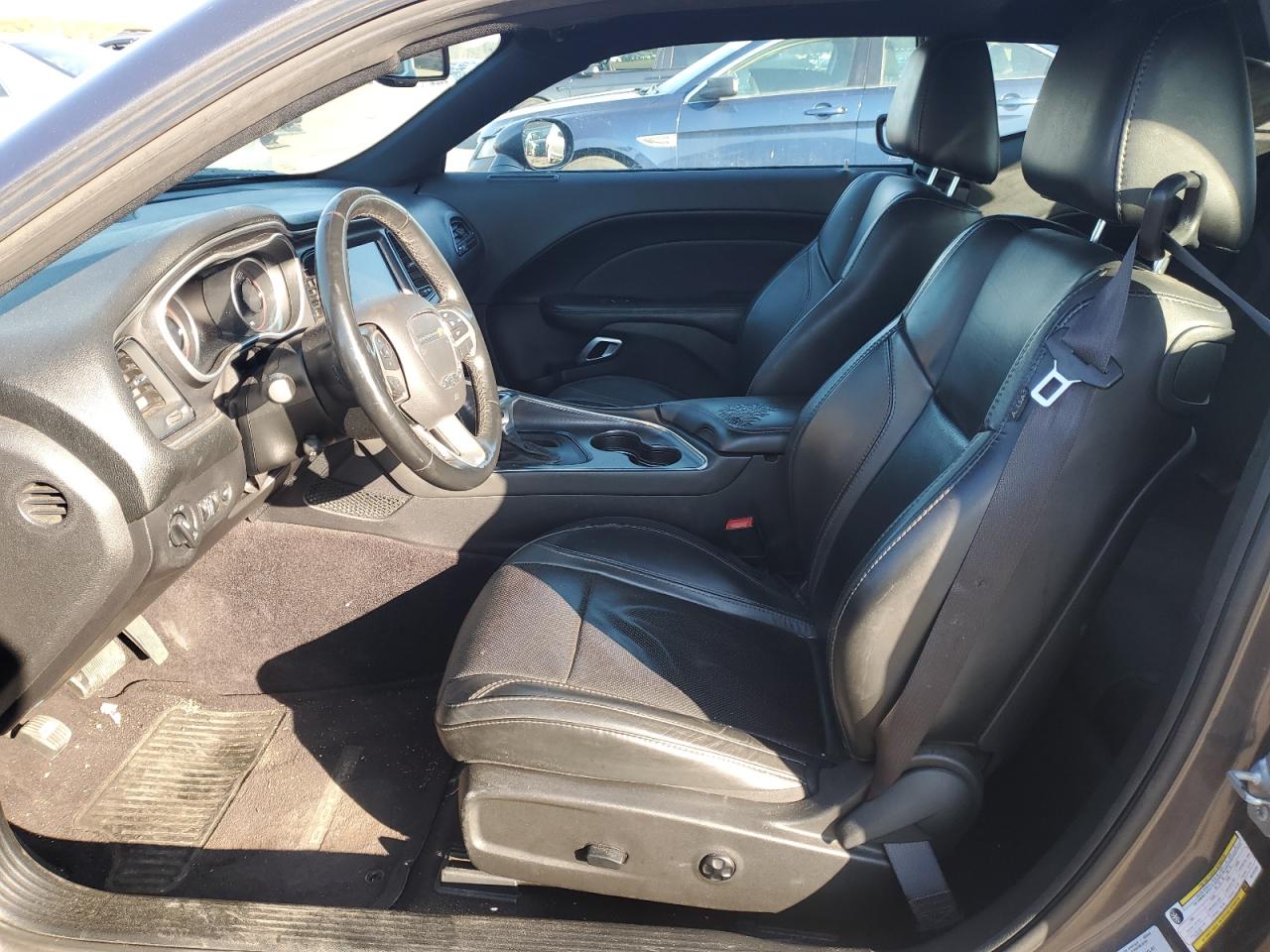 2016 Dodge Challenger - Image 7