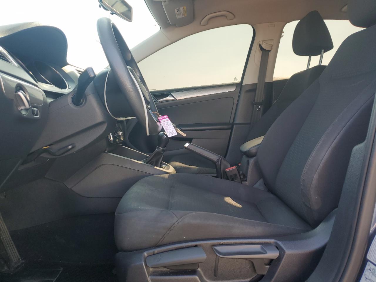 2015 Volkswagen Jetta - Image 7