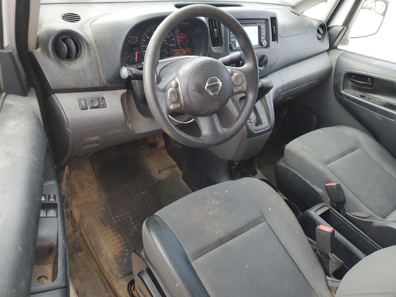 2015 Nissan NV - Image 8