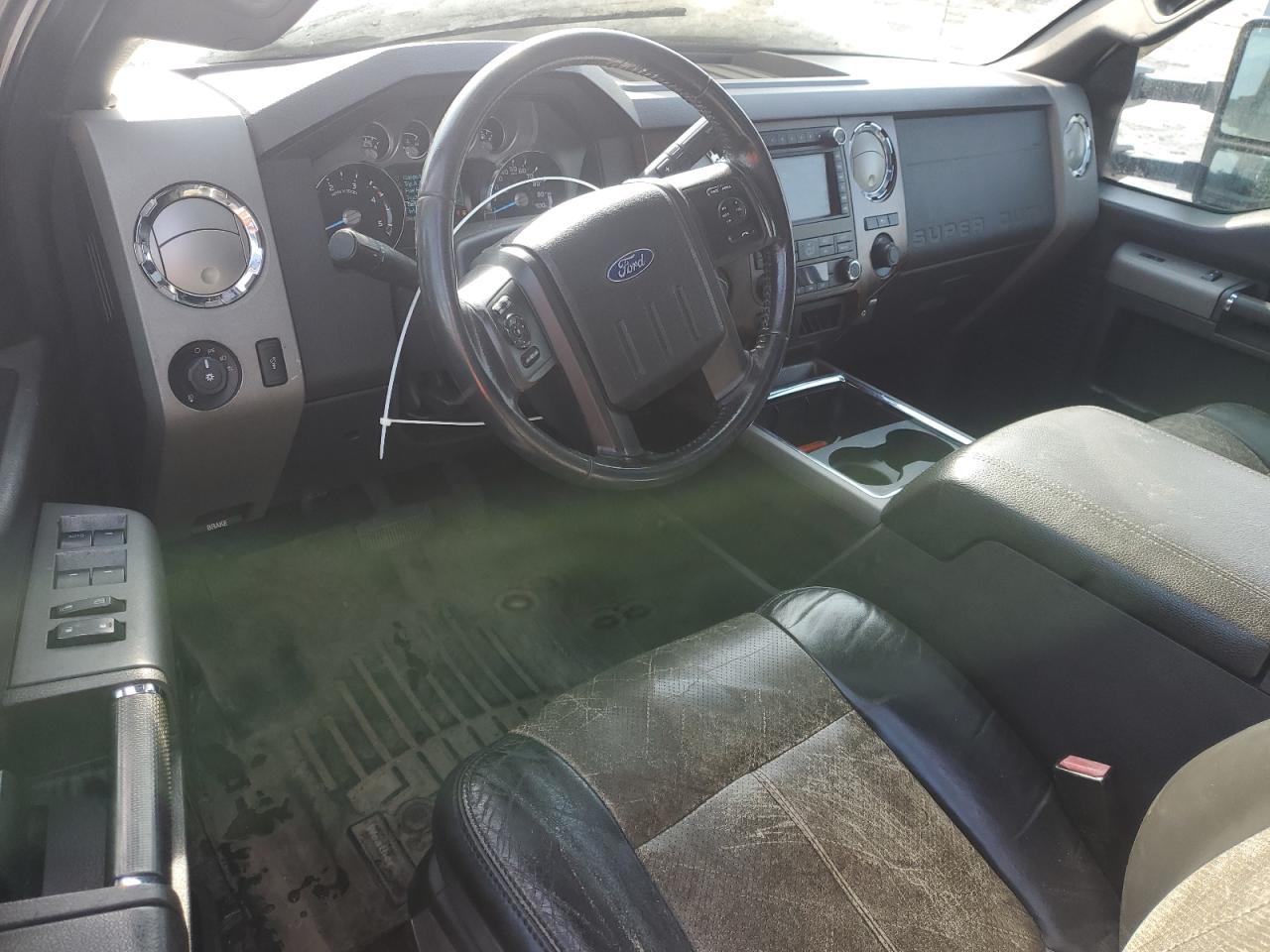 2011 Ford F350 - Image 8
